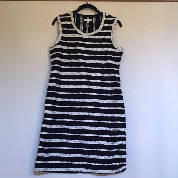 Max Studio black sleeveless textured striped dress - Picture 2 of 7